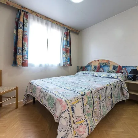Inviting Mobile Home In Sorso With Garden Dom wakacyjny